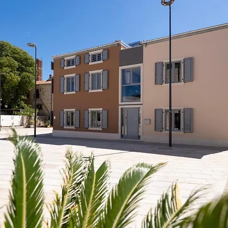 Maestral Apartment *