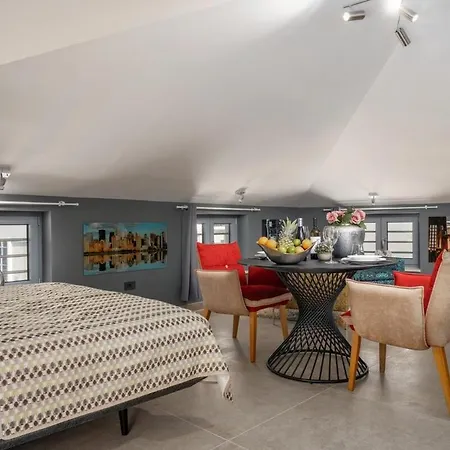 Maestral By Briskva *