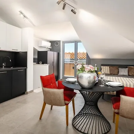 Maestral By Briskva *