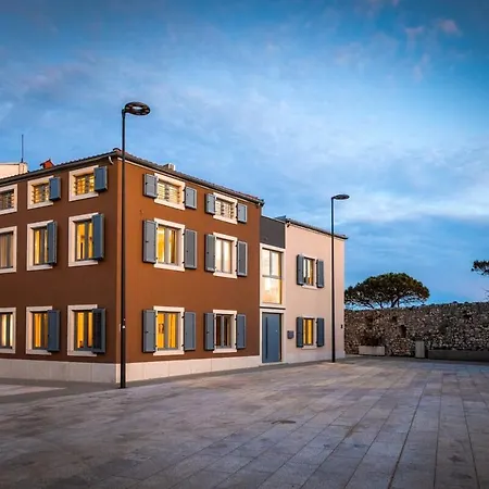 Maestral Apartment